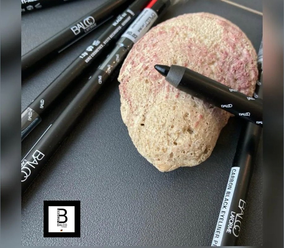 PCLCow4NE1dJFq3Y مداد چشم کربن بلک ضد حساسیت بالکو Balco Anti Allergenic pencil - تصویر 1
